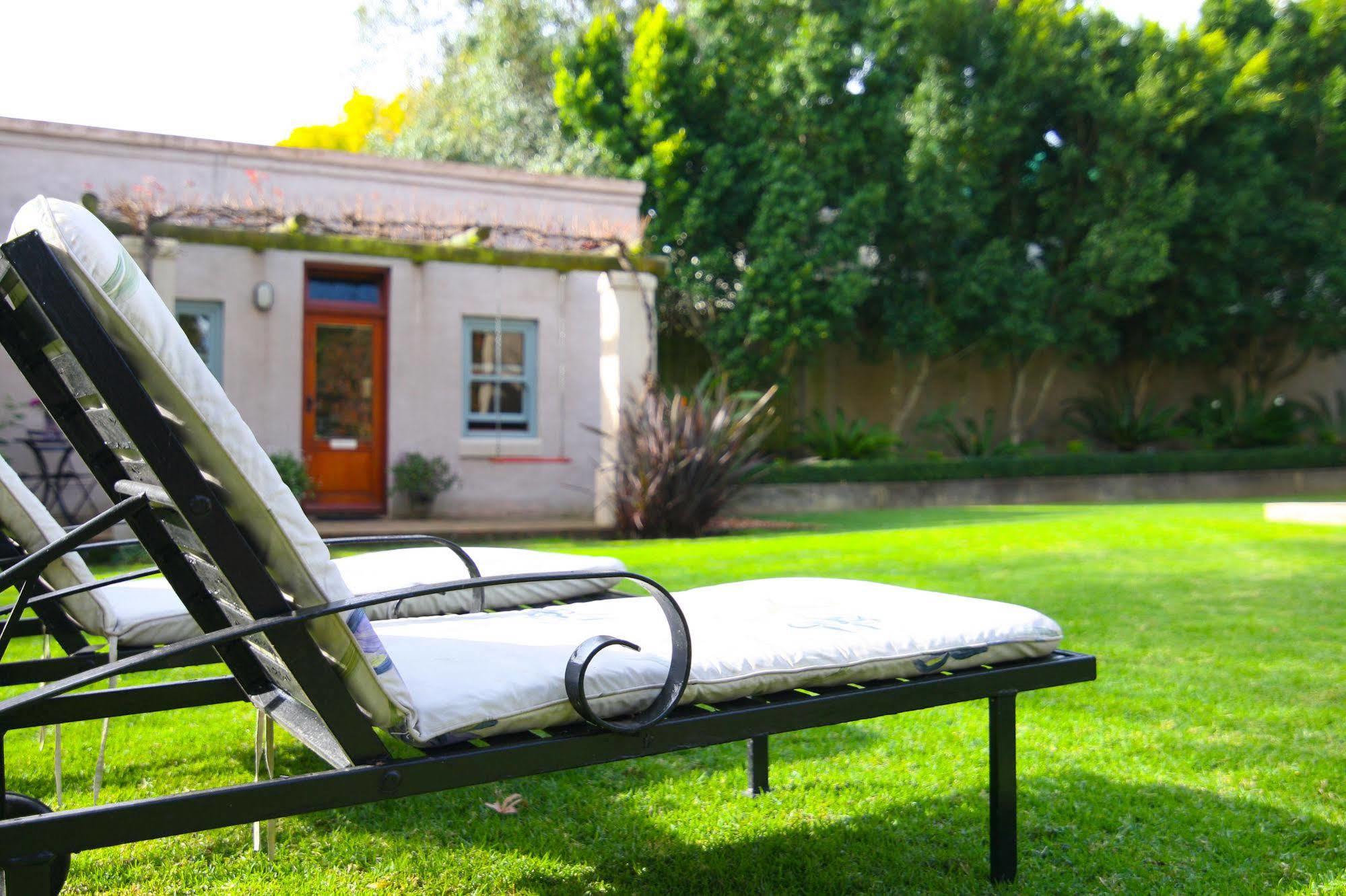Babette Bed And Breakfast Swellendam Exteriör bild